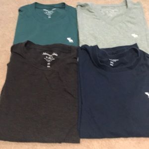 4 set XS Abercrombie short sleeve T-shirts